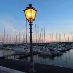 Petit Avec Classe アパート