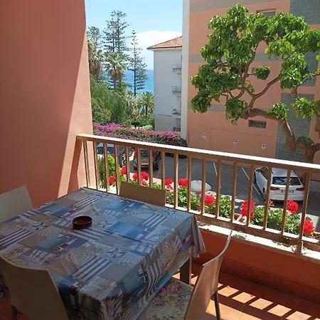 Petit Avec Classe Apartament San Remo
